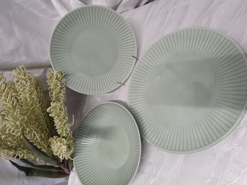 Dalia Tanier plytký 26 cm pistácia